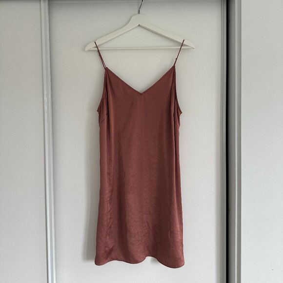 Wilfred Dresses & Skirts - Aritzia Wilfred Free Slip Dress